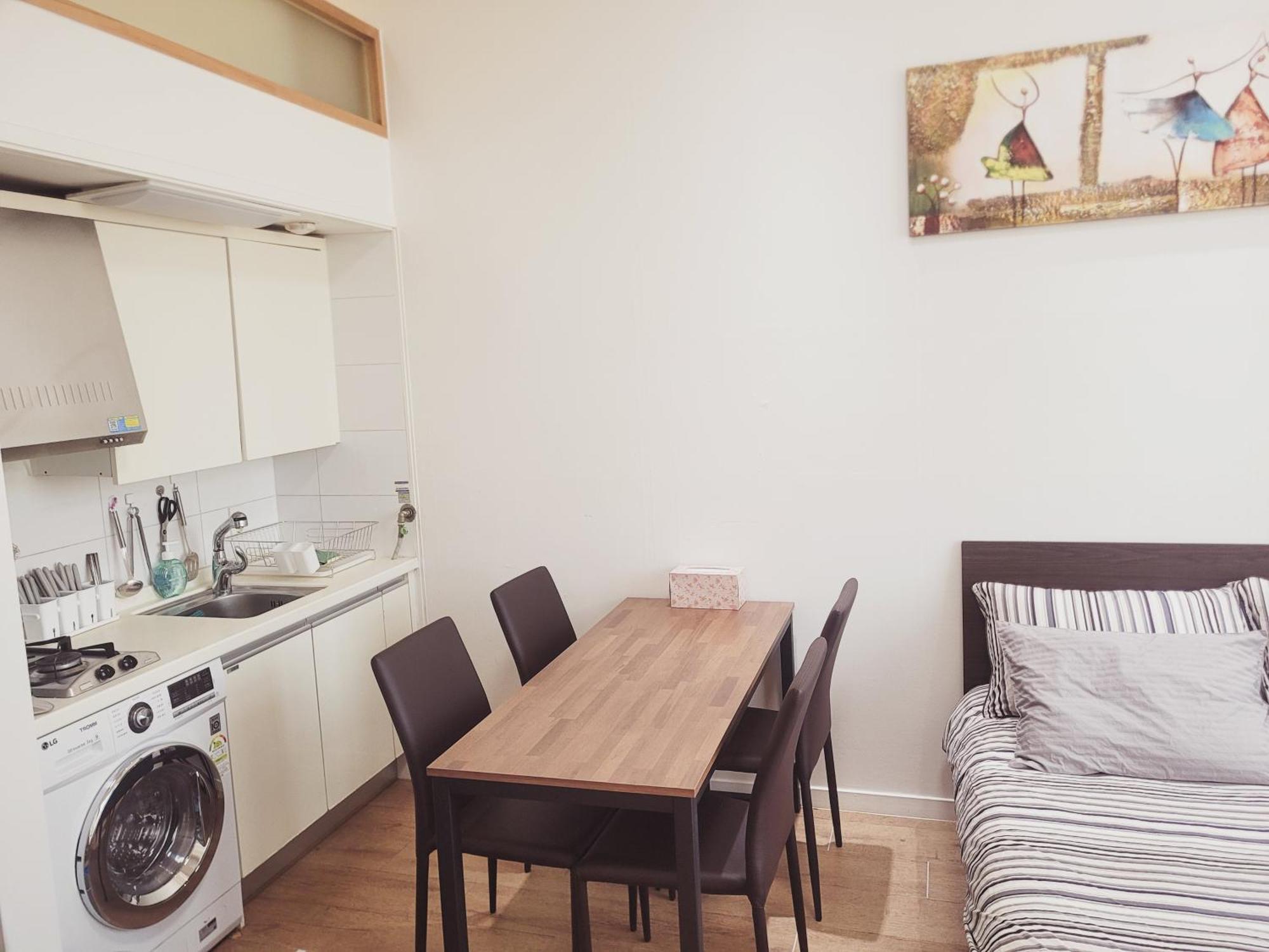 דירות סיאול Travel House חדר תמונה