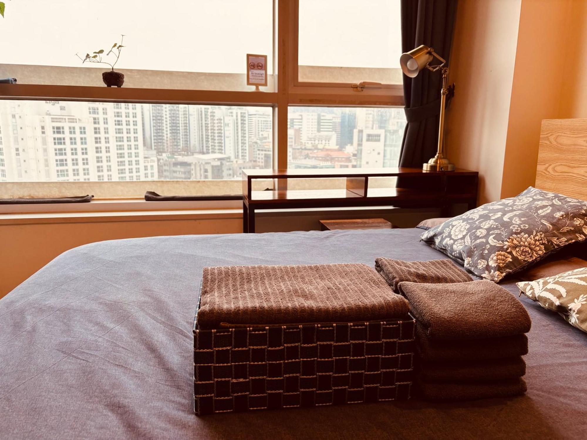 דירות סיאול Travel House חדר תמונה